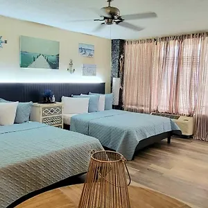 beachfront-ocean-view-condo-daytona-beach.thedaytonabeachhotels.com/